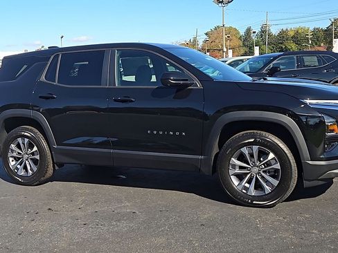New 2026 Chevrolet Equinox LT w/ Safety and Technology Package image 6