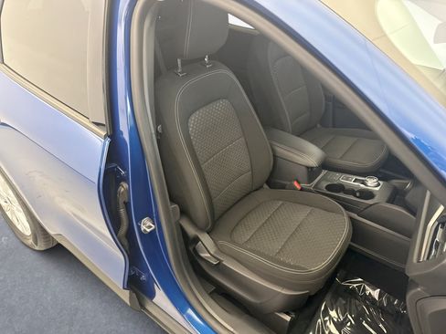 Used 2023 Ford Escape Active AWD/4WD image 16