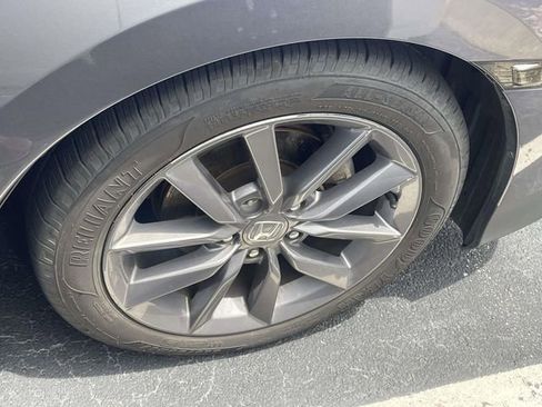 Used 2020 Honda Civic EX image 14