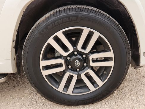 Used 2014 Toyota 4Runner Limited RWD image 7