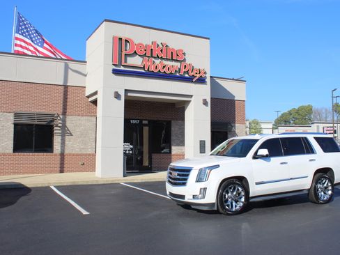 Used 2019 Cadillac Escalade Premium Luxury image 43