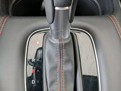 Used 2025 Honda HR-V Sport image 17
