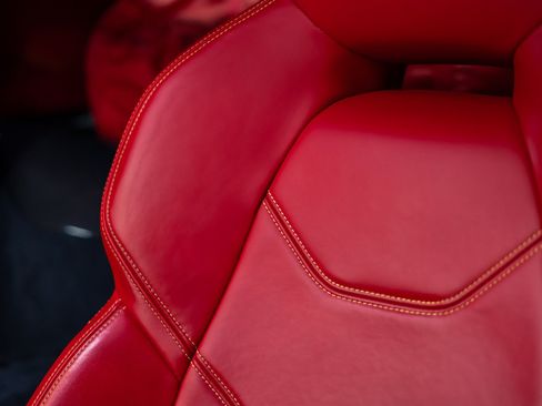 Used 2015 Ferrari F12 Berlinetta RWD image 34