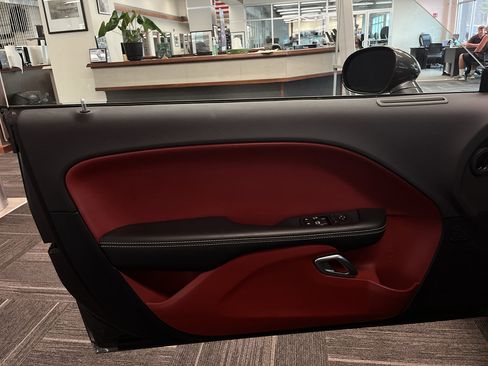 Used 2018 Dodge Challenger SRT Demon RWD image 11