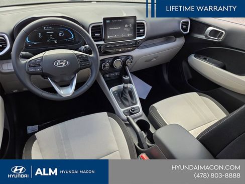 New 2026 Hyundai Venue SEL FWD image 6