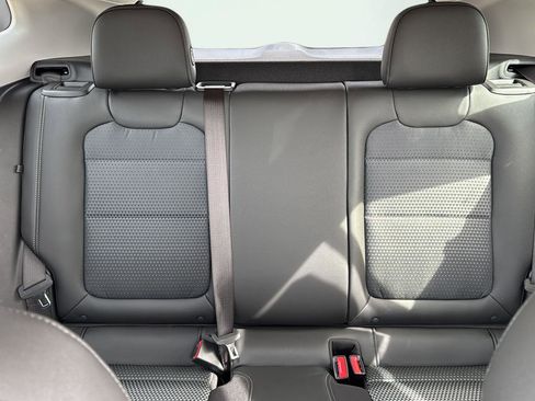 New 2026 Chevrolet Trax LT w/ LT Convenience Package FWD image 18