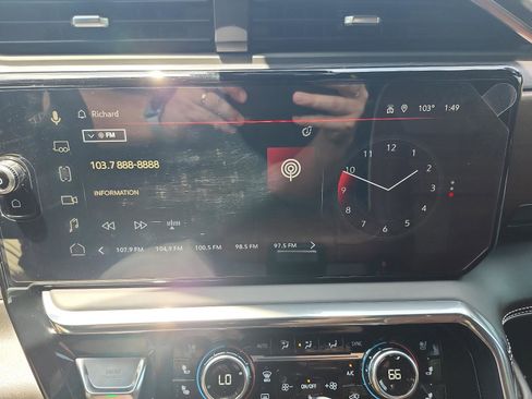 Certified 2025 GMC Sierra 1500 Denali Ultimate AWD/4WD image 20