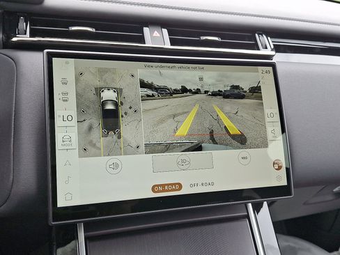 Certified 2026 Land Rover Range Rover Velar Dynamic SE image 10