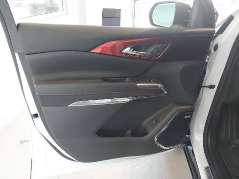 New 2026 Chevrolet Traverse RS image 25