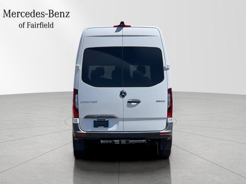 Used 2025 Mercedes-Benz Sprinter 2500 image 7