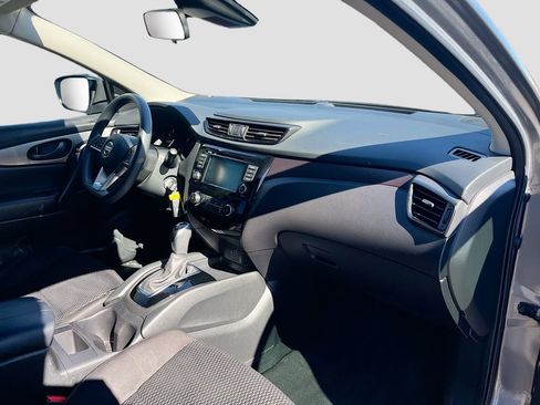 Used 2020 Nissan Rogue Sport S w/ Appearance Package image 27