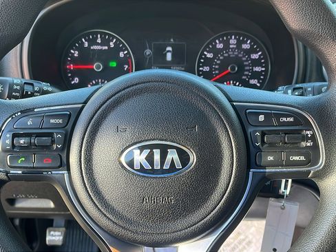 Used 2017 Kia Sportage LX AWD/4WD image 13