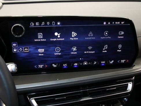 Certified 2024 Chevrolet Traverse LT image 18