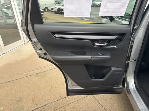 Used 2023 Honda CR-V EX-L image 10