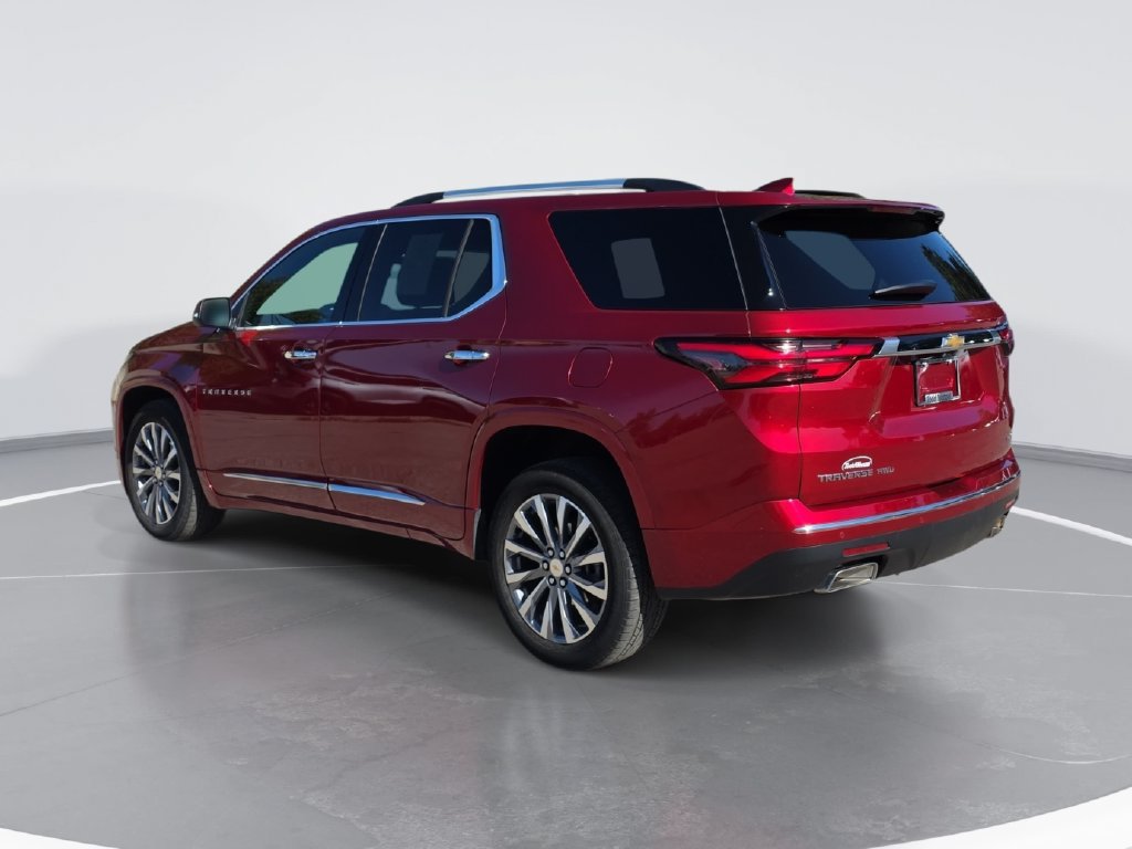 Used 2023 Chevrolet Traverse Premier AWD/4WD image 6