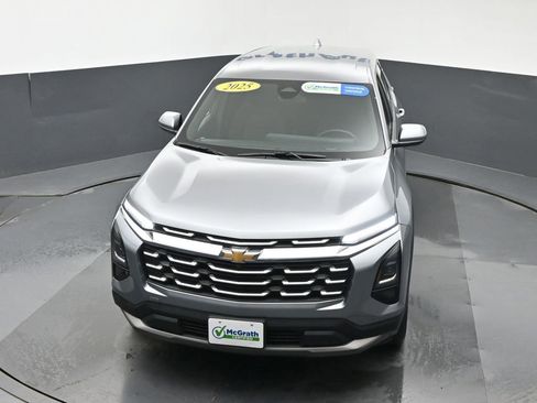 Used 2025 Chevrolet Equinox LT FWD image 27