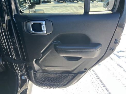 Used 2021 Jeep Gladiator Rubicon image 41