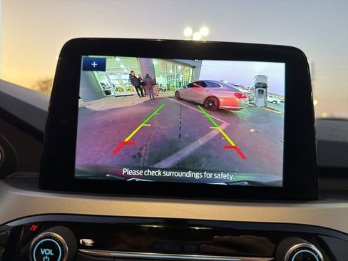 Used 2022 Ford Escape SEL image 30