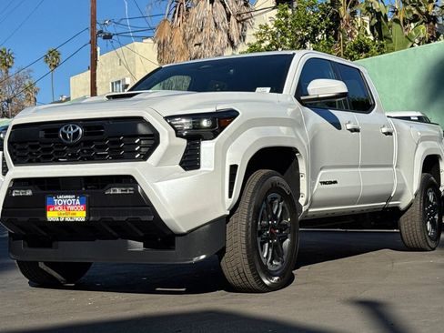 New 2025 Toyota Tacoma TRD Sport image 8