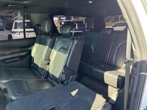 Used 2019 Ford Expedition Max Limited AWD/4WD image 19