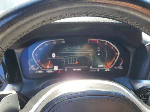 Used 2022 BMW 330i Sedan w/ M Sport Package image 25