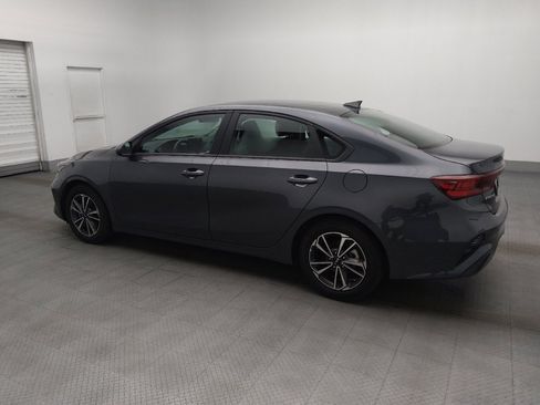 Used 2024 Kia Forte LXS FWD image 3