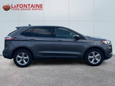 Used 2022 Ford Edge SE AWD/4WD image 8