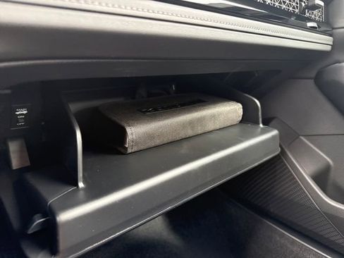 Used 2025 Honda Accord EX-L image 38