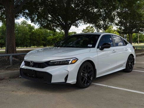 Used 2026 Honda Civic Sport image 5