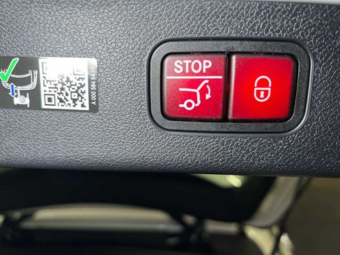 New 2026 Mercedes-Benz E 53 AMG 4MATIC Sedan image 19