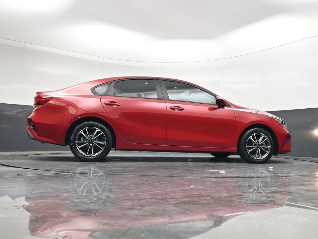 Used 2023 Kia Forte LXS FWD image 32