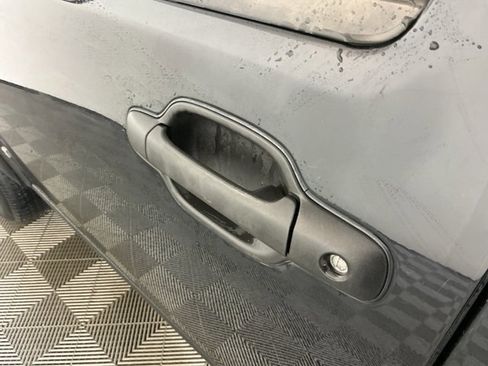 Used 2007 Chevrolet Colorado LS w/ Street Pack image 11