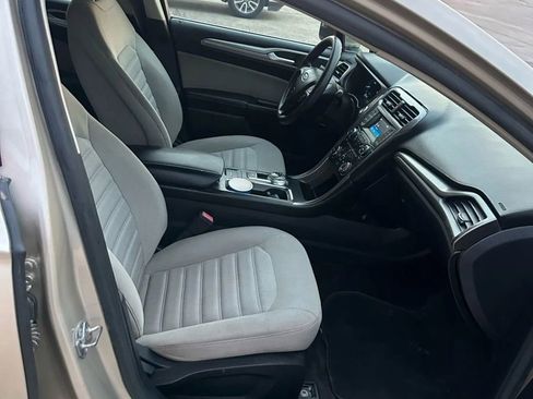 Used 2017 Ford Fusion S image 11