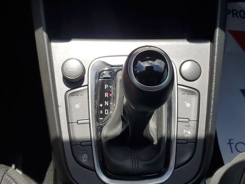 Used 2022 Hyundai Kona Limited FWD image 31