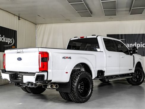 Used 2026 Ford F350 Lariat AWD/4WD image 9