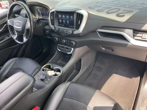 Used 2022 GMC Terrain SLT AWD/4WD image 30