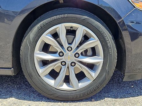 Used 2022 Chevrolet Malibu LT FWD image 8