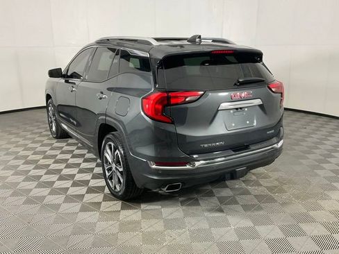 Used 2018 GMC Terrain Denali w/ Advanced Safety Package AWD/4WD image 4