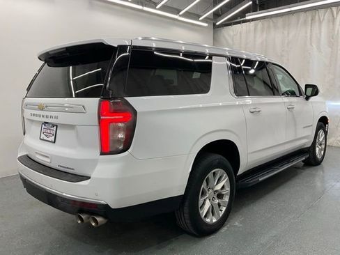 Used 2024 Chevrolet Suburban Premier AWD/4WD image 7
