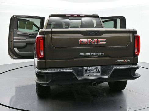 Used 2024 GMC Sierra 1500 AT4X image 44