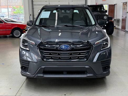 Used 2023 Subaru Forester AWD/4WD image 6