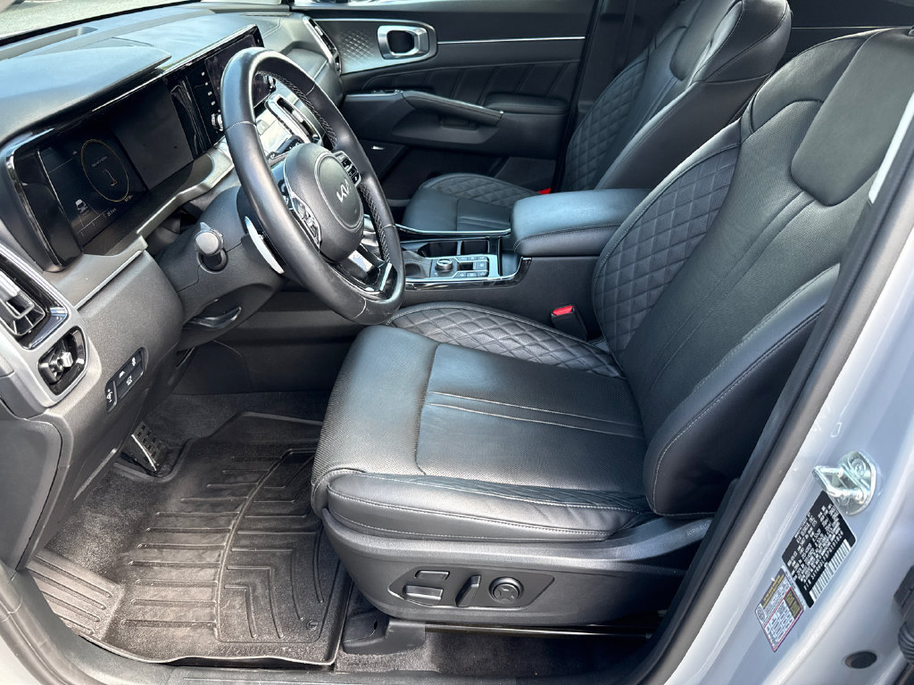 Used 2023 Kia Sorento SX AWD/4WD image 9