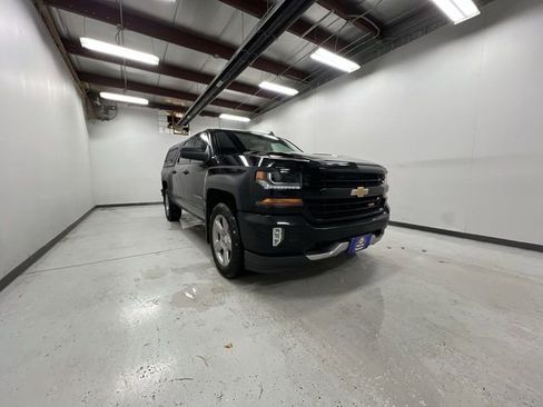 Used 2018 Chevrolet Silverado 1500 LT w/ All Star Edition image 2