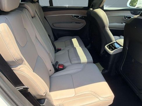 New 2026 Volvo XC90 T8 Ultra w/ Protection Package AWD/4WD image 29