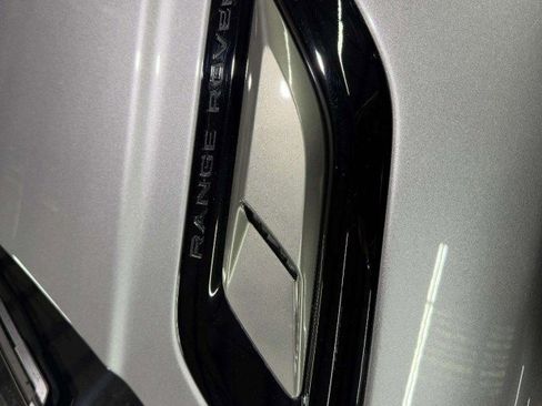 Used 2022 Land Rover Range Rover Sport HSE Silver Edition image 22