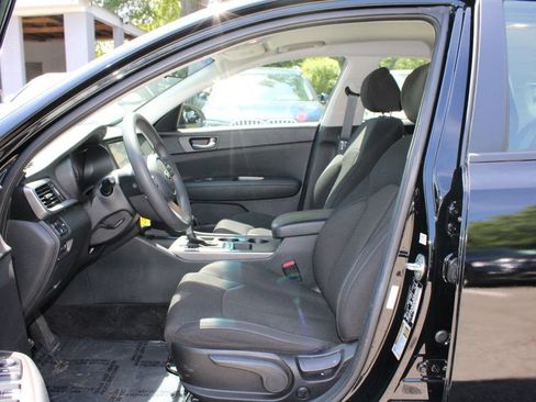 Used 2020 Kia Optima LX FWD image 13