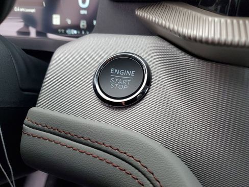 New 2026 Ford Explorer Active w/ Active Comfort Package image 17