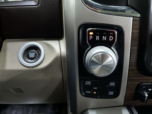 Used 2017 RAM 1500 Laramie w/ Convenience Group AWD/4WD image 24