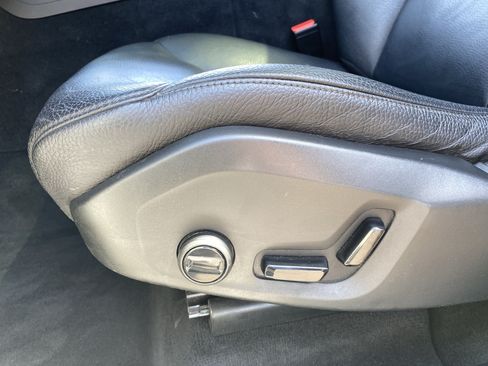 Used 2021 Volvo XC60 T5 Momentum FWD image 22