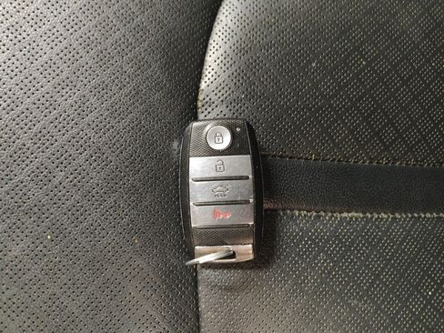 Used 2020 Kia Optima SE FWD image 32